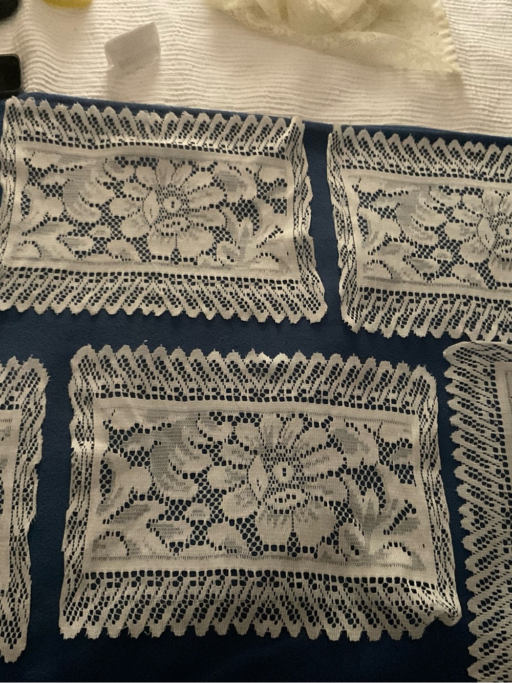 Home Accents Cream Lace Doilies - Decorative Floral Panels
